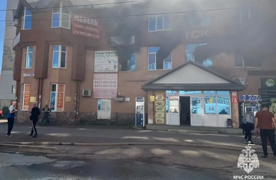 В Башкирии пожар в торговом центре унёс жизни четырёх человек